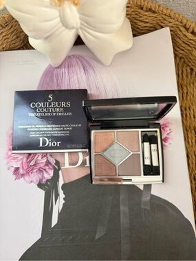 Dior 5 Couleurs Couture Eyeshadow Palette - Rose, Taupe, Champagne, Plum, Silver